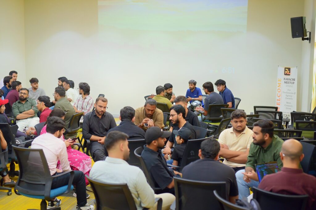 A full room of attendees at the June Karachi meetup